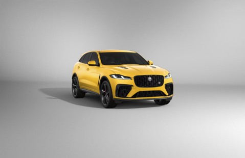 010_JAGUAR_F-PACE_SVR_CURATED_FOR_JAPAN_ャ激塔gイエロー_サテン.jpg