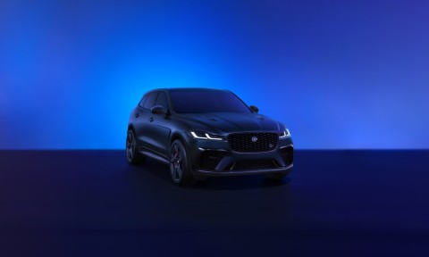 001_JAGUAR_F-PACE_SVR_CURATED_FOR_JAPAN.jpg