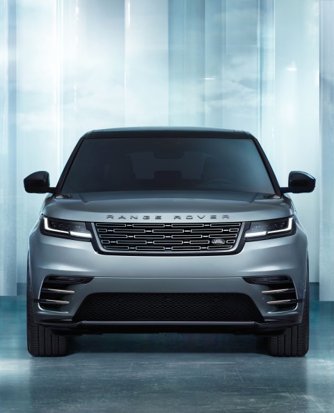 RR_Velar_24MY_Exterior_03_Front.jpg