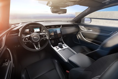 XF_22MY_interior_ebony_1.jpg