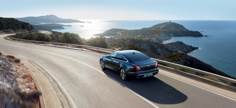 Jaguar_XJ50_04.jpg