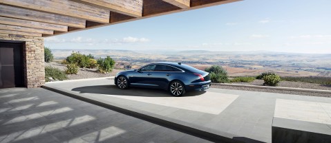 Jaguar_XJ50_03.jpg
