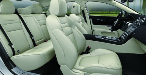 Jaguar_XJ SPORT&LUXURY_03.jpg