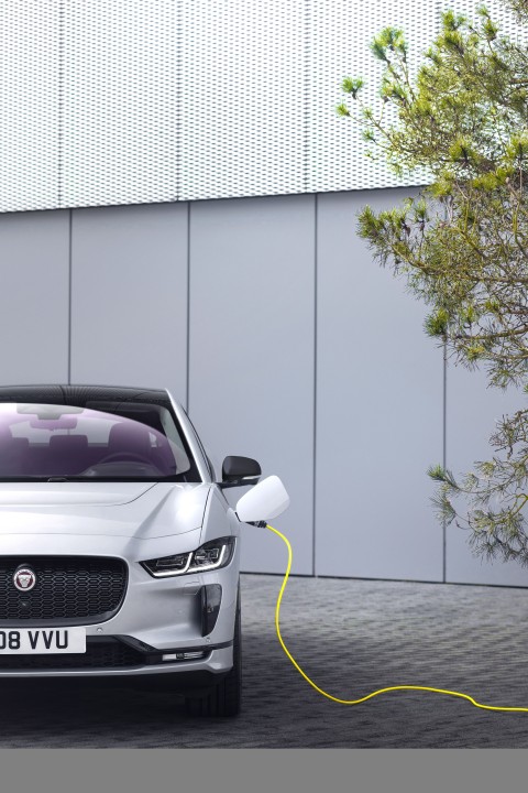 I-PACE 22MY_HSE_exterior_4.jpg