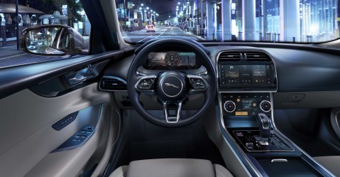 XE 21MY_interior_01.jpg