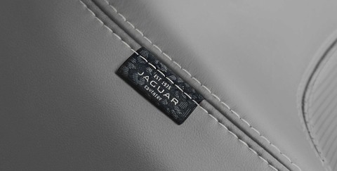 E-PACE_21MY_Interior 04.jpg