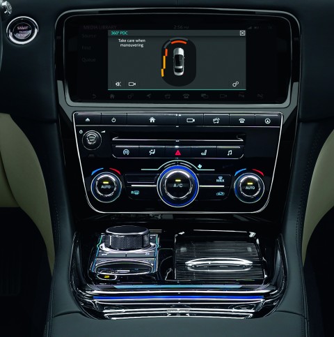 Jaguar_XJR575 V8 FINAL EDITION_10.jpg