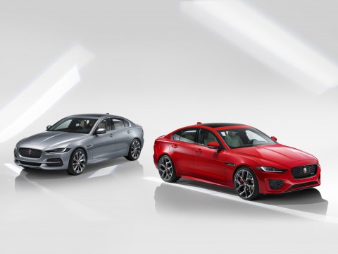 Jaguar_XE Sport Saloon 2020_17.jpg