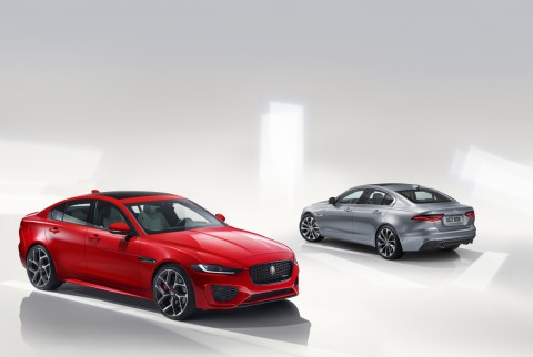 Jaguar_XE Sport Saloon 2020_15.jpg