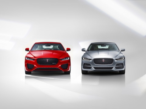 Jaguar_XE Sport Saloon 2020_16.jpg
