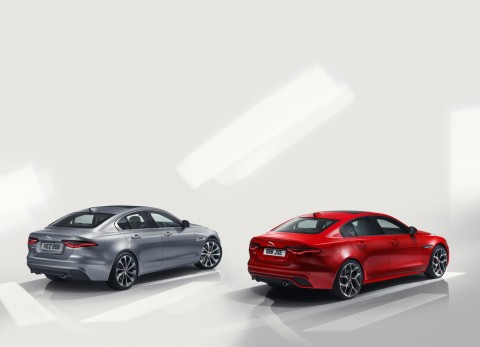 Jaguar_XE Sport Saloon 2020_18.jpg