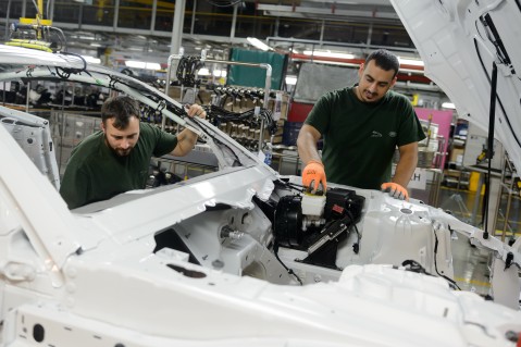 JLR_Castle Bromwich Electrification_05.jpg
