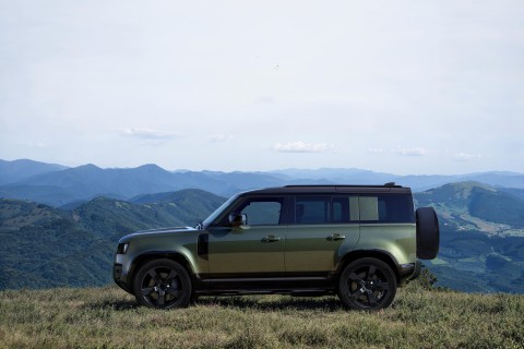 002_DEFENDER_75＋_EDITION_WOOLSTONE_GREEN