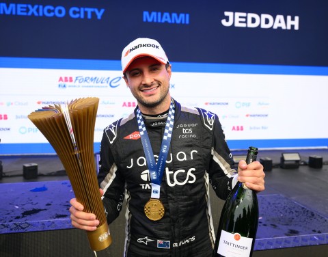 002_JAGUAR_TCS_RACING_MIAMI_E-Prix_R3_MitchEvans.jpg