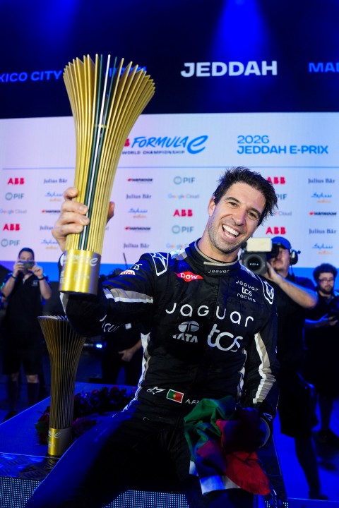014_JAGUAR_TCS_RACING_JEDDAH_E-Prix_R5