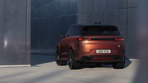006_RANGE_ROVER_SPORT_26MY_SV_CARBON