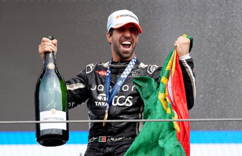 005_JAGUAR_TCS_RACING_MADRID_E-Prix_R6_AntonioFelixdaCosta