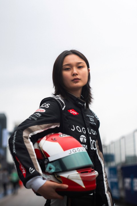 006_JAGUAR_TCS_RACING_MADRID_ROOKIE TEST_JujuNoda