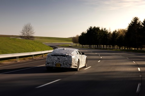 005_JAGUAR_ LUXURY_GT