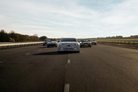 010_JAGUAR_ LUXURY_GT