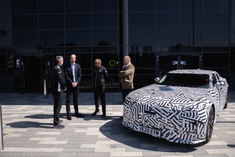 007_JAGUAR_HRH_THE_PRINCE_OF_WALES_VISITS_JAGUAR_TCS_RACING_TECHNICAL_HEADQUARTERS