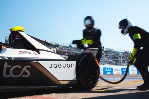 003_JAGUAR_ TCS_RACING_BERLIN_S12