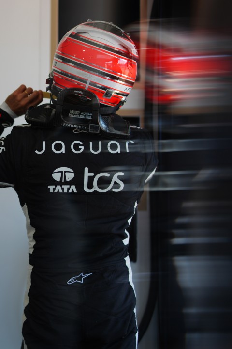 007_JAGUAR_ TCS_RACING_BERLIN_S12