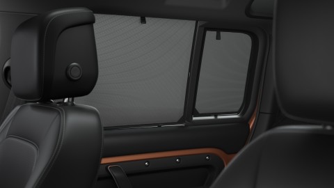 013_DEFENDER_110_27MY_SIX_SEAT