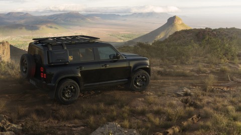 015_DEFENDER_TROPHY_EDITION_2027