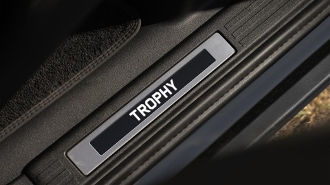025_DEFENDER_TROPHY_EDITION_2027