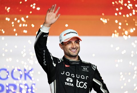 009_JAGUAR_TCS_RACING_LONDON_MITCHEVANS