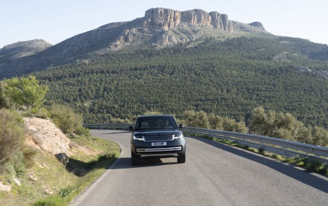 012_RANGE_ROVER_ELECTRIC