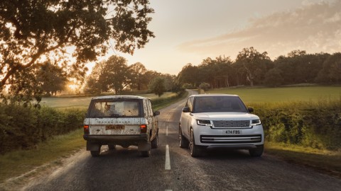 022_RANGE_ROVER_ELECTRIC