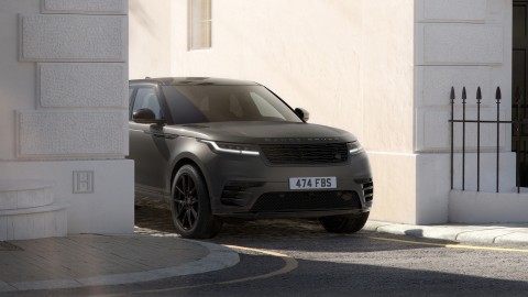 001_RANGE_ROVER_VELAR_BELGRAVIA_EDITION_SATIN_CURATED_FOR_JAPAN